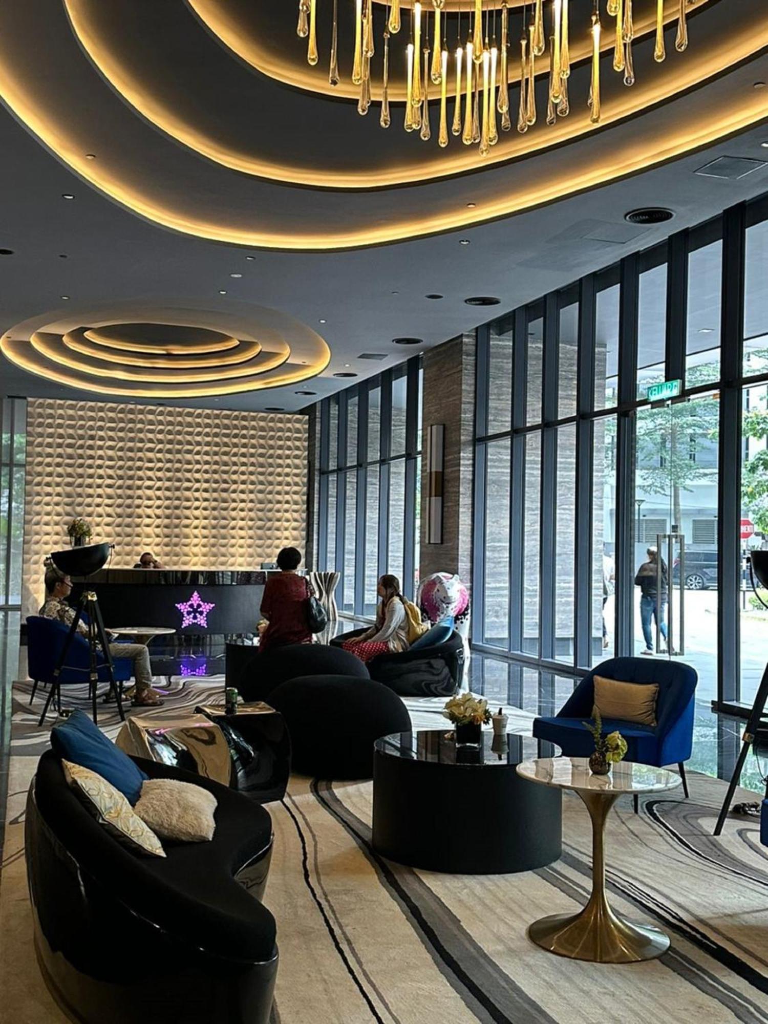 Klcc Beyond Hospitality Suites Star Kuala Lumpur Exterior foto